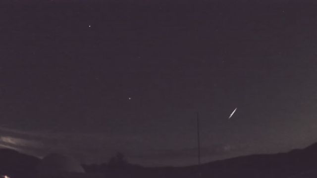 AMS92 meteor