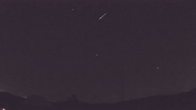AMS92 meteor