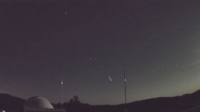 AMS92 meteor