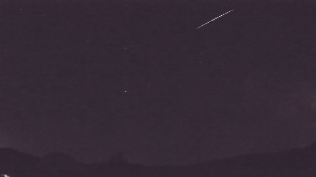 AMS92 meteor