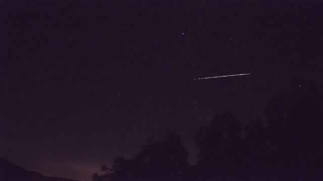 AMS92 meteor