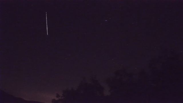 AMS92 meteor