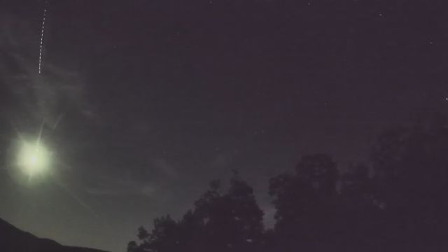 AMS92 meteor
