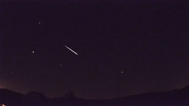 AMS92 meteor