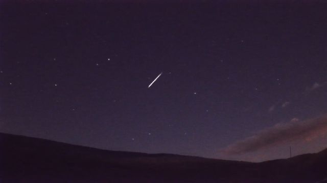 AMS92 meteor