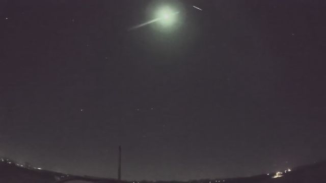 AMS98 meteor